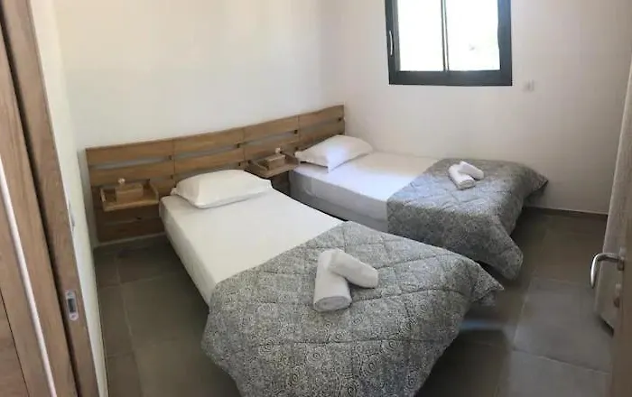 Ucellu Sur 600 M2 Avec Acces Privilegie Et Piscine Privee Chauffee Villa *